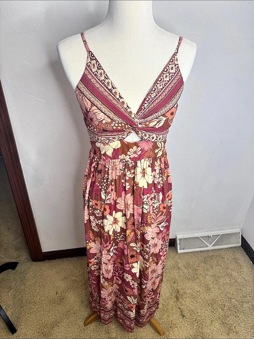 ANGE Floral Maxi Dress in Pink & Brown Size Small Like New